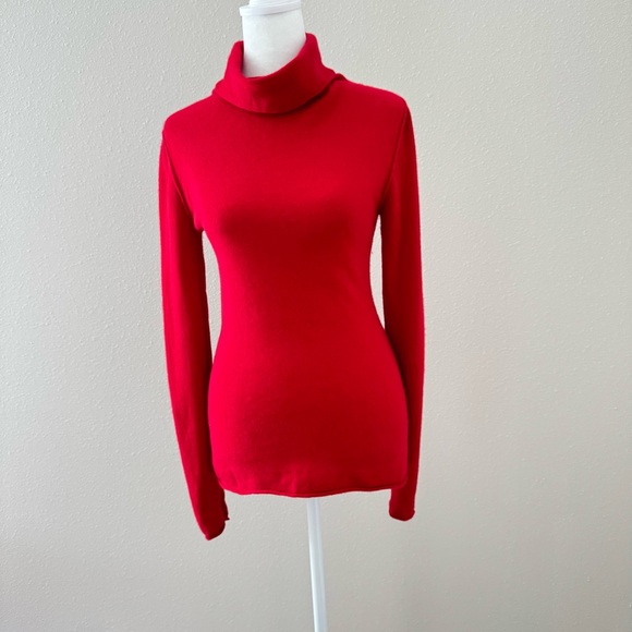 Vintage Old Navy Women's Bold Red Turtleneck Sweater 100%Cashmere - Picture 1 of 7